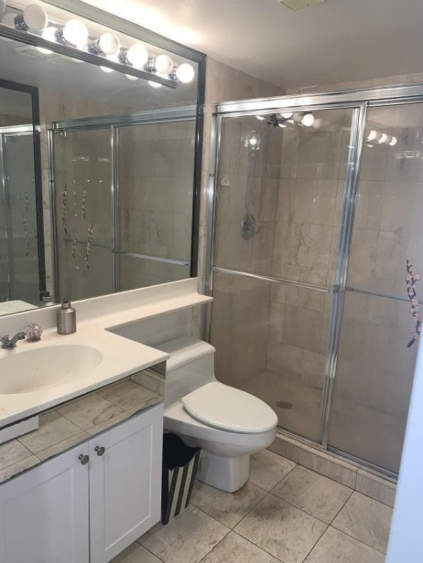 3600 Mystic Pointe Drive 314 photo 9