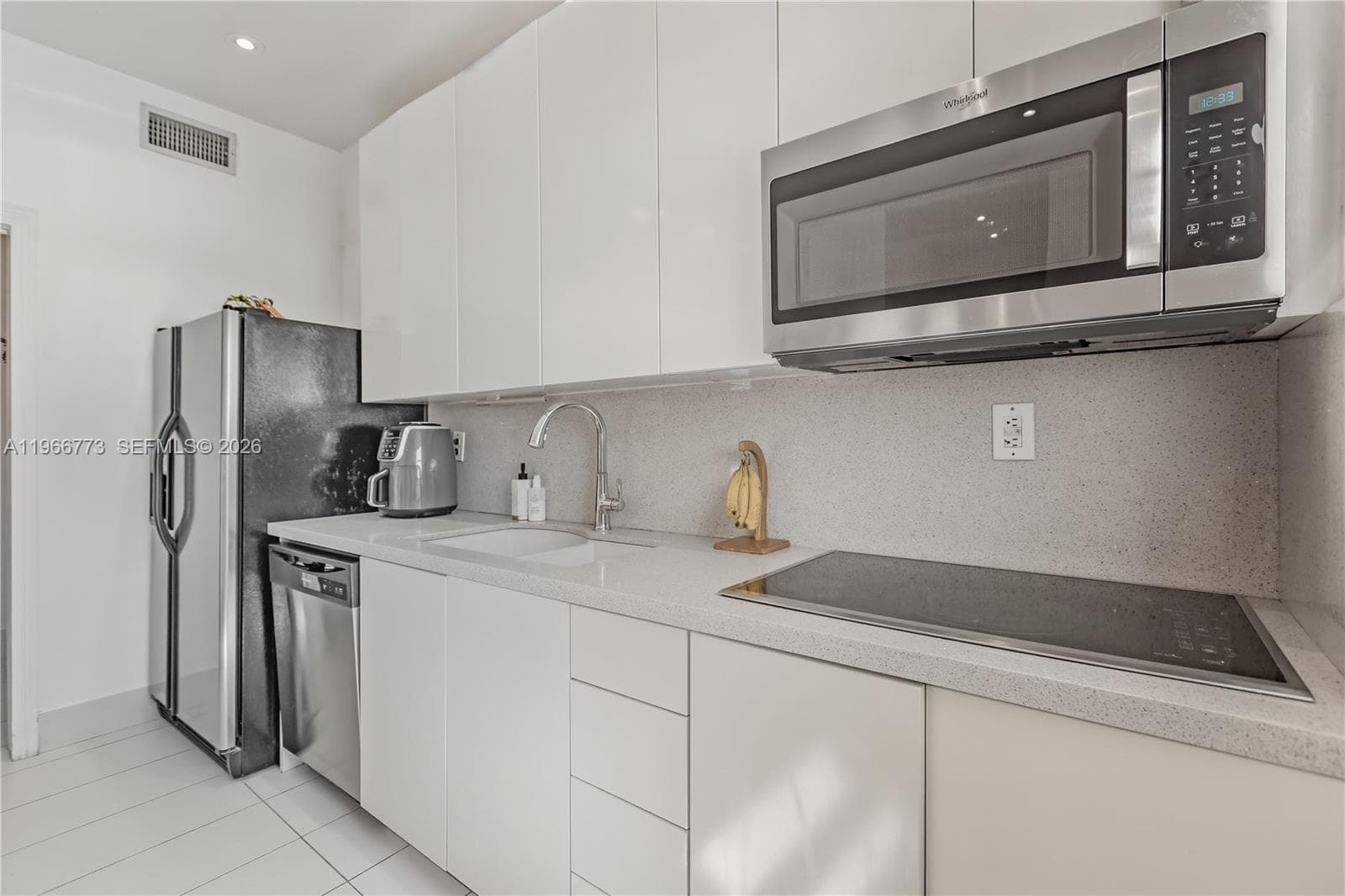 5001 Collins Ave 1K photo 7