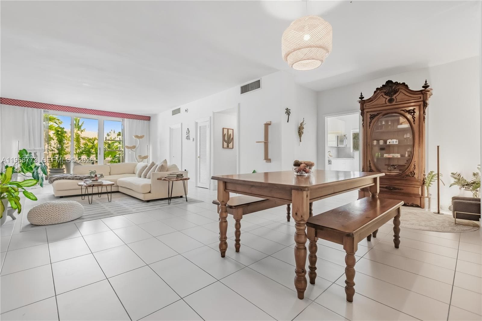 5001 Collins Ave 1K photo 3