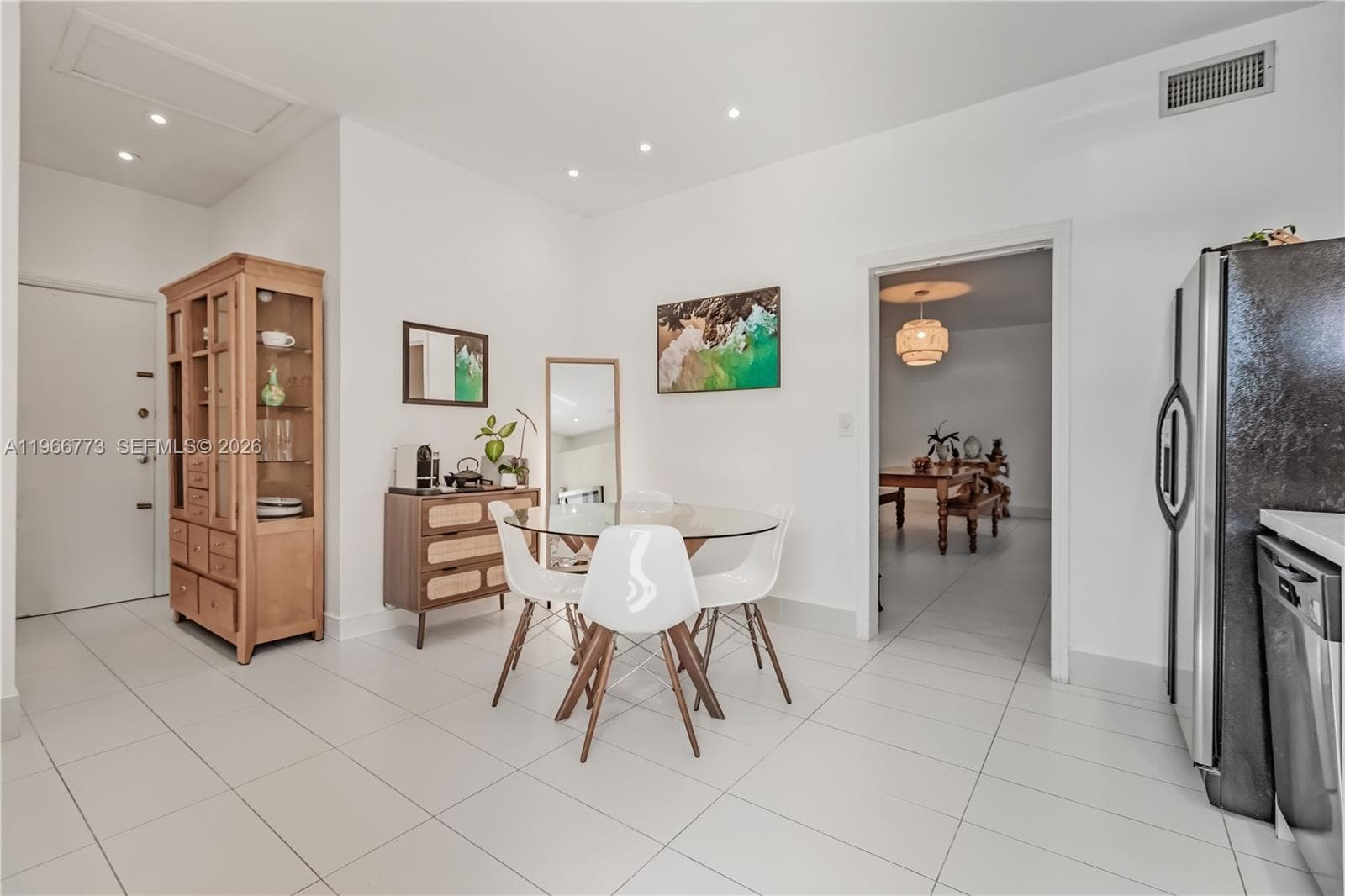 5001 Collins Ave 1K photo 5