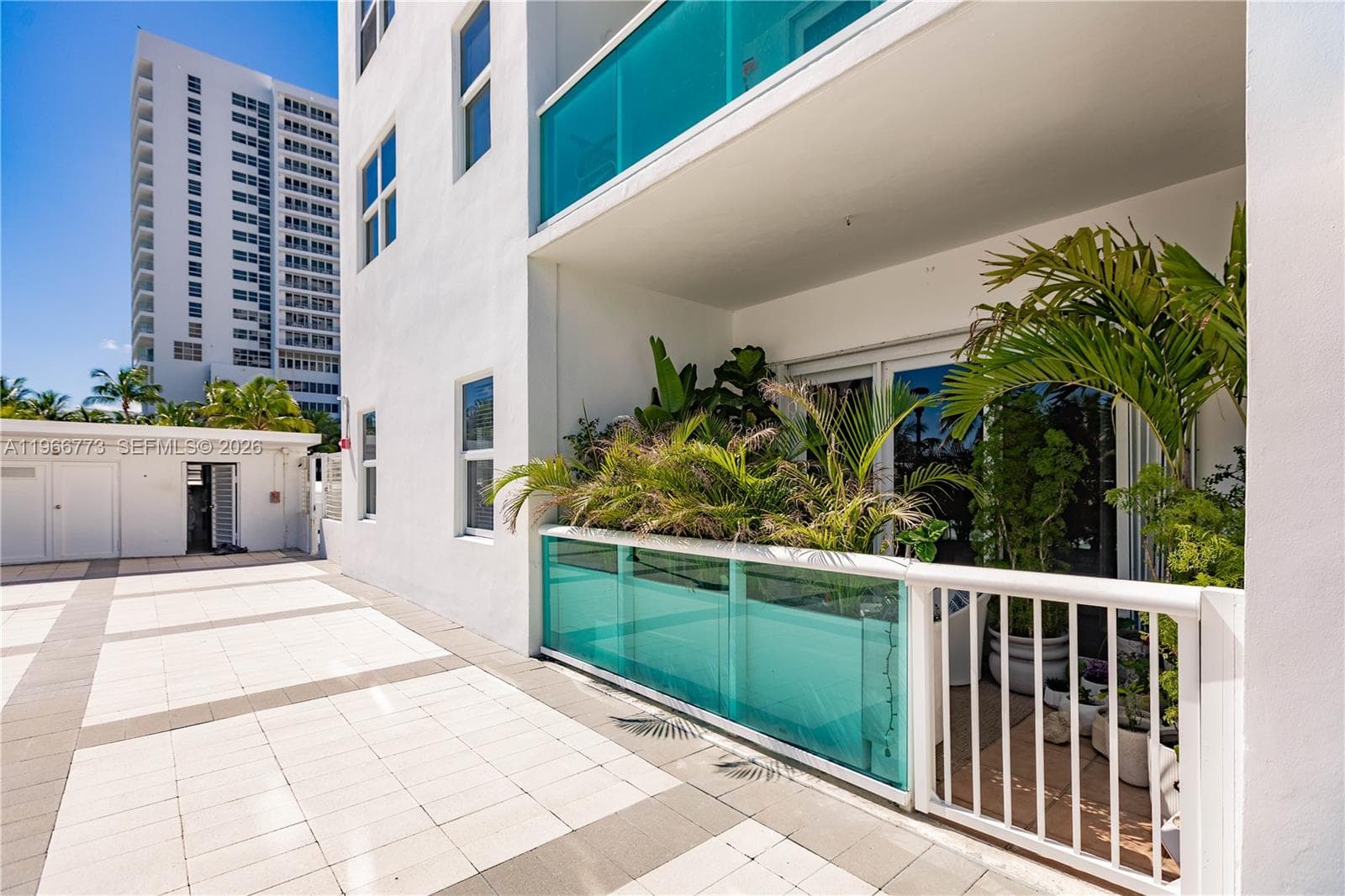 5001 Collins Ave 1K photo 14