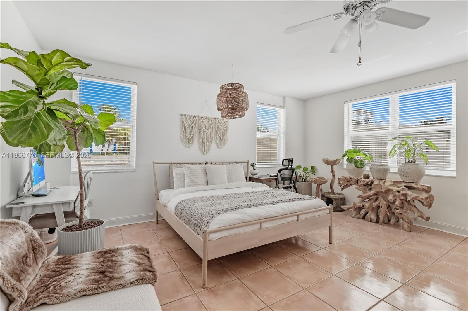 5001 Collins Ave 1K photo 8