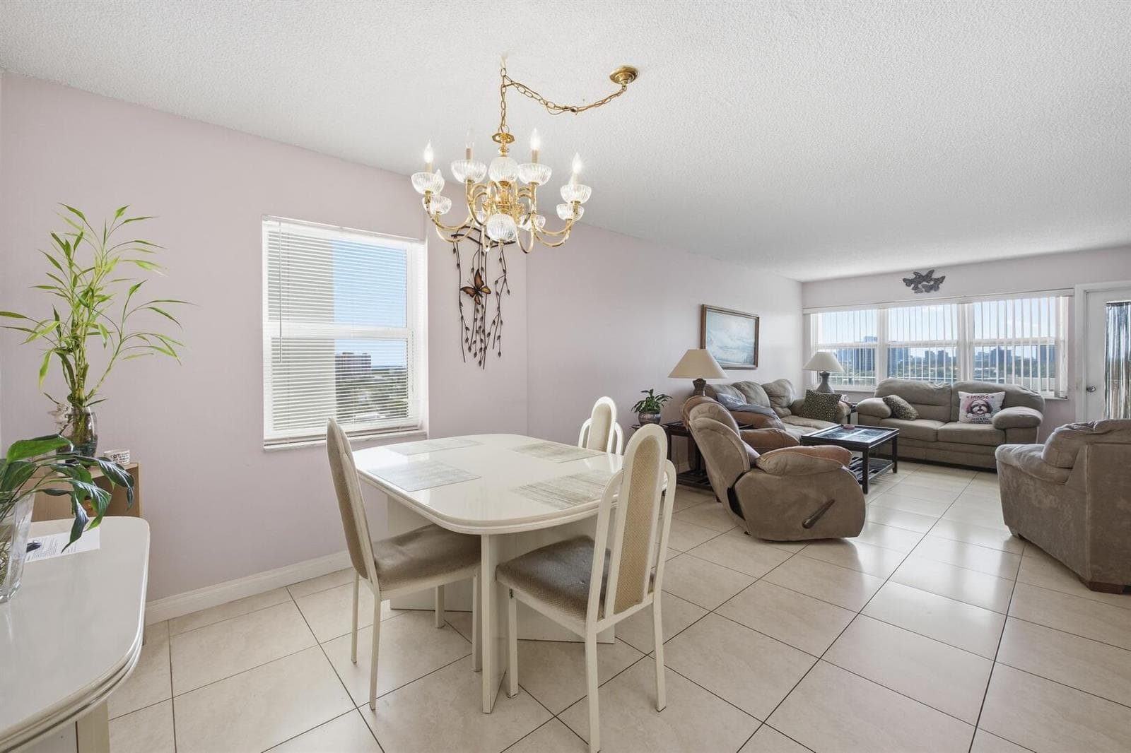 401 Golden Isles Drive 1009 photo 6