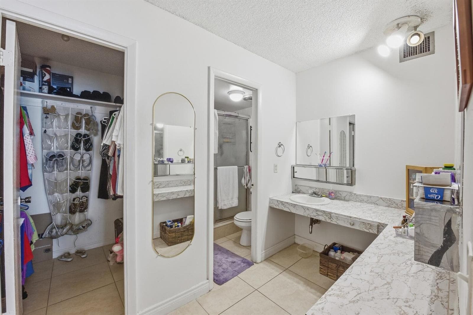 401 Golden Isles Drive 1009 photo 17