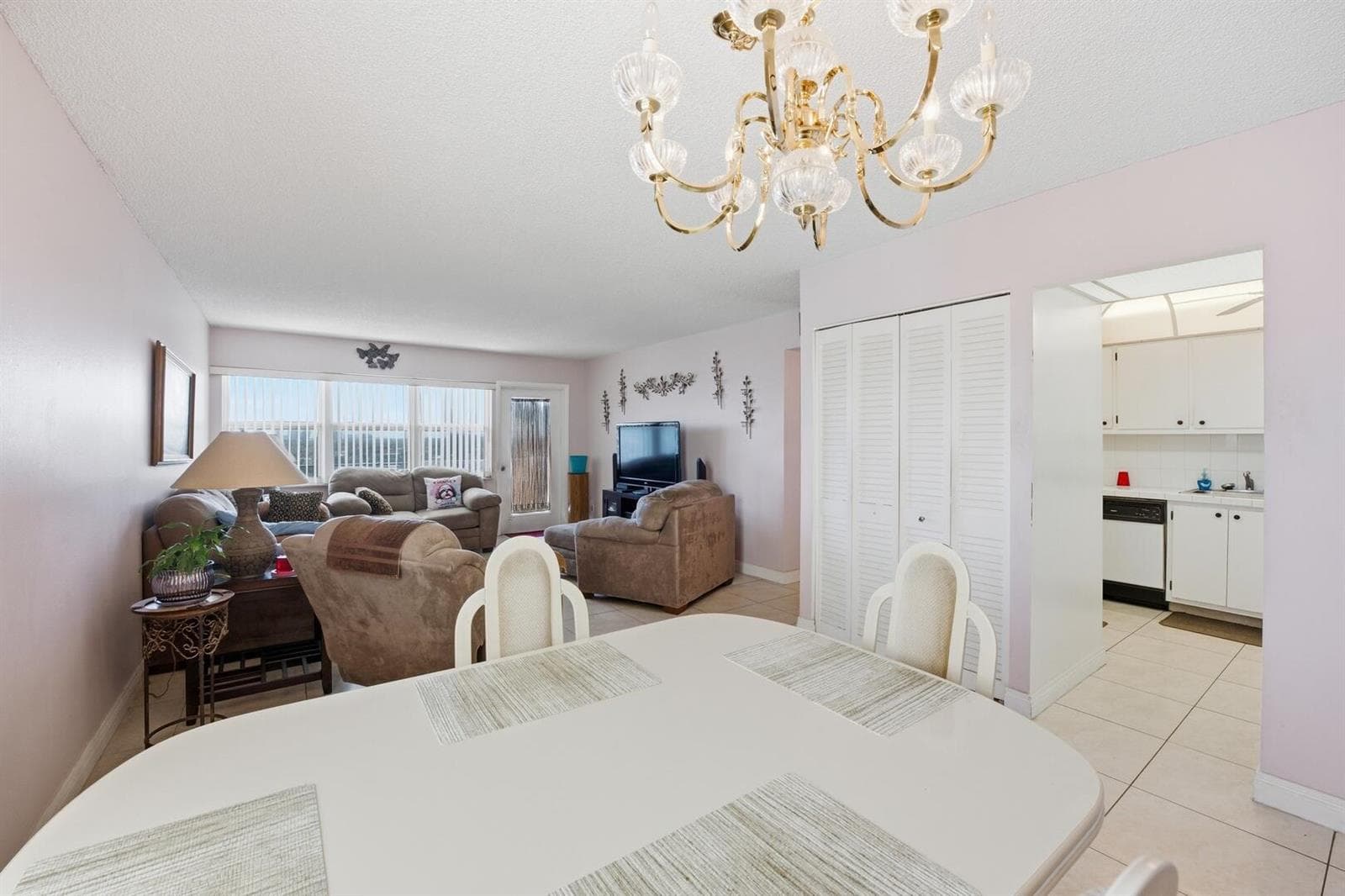 401 Golden Isles Drive 1009 photo 7