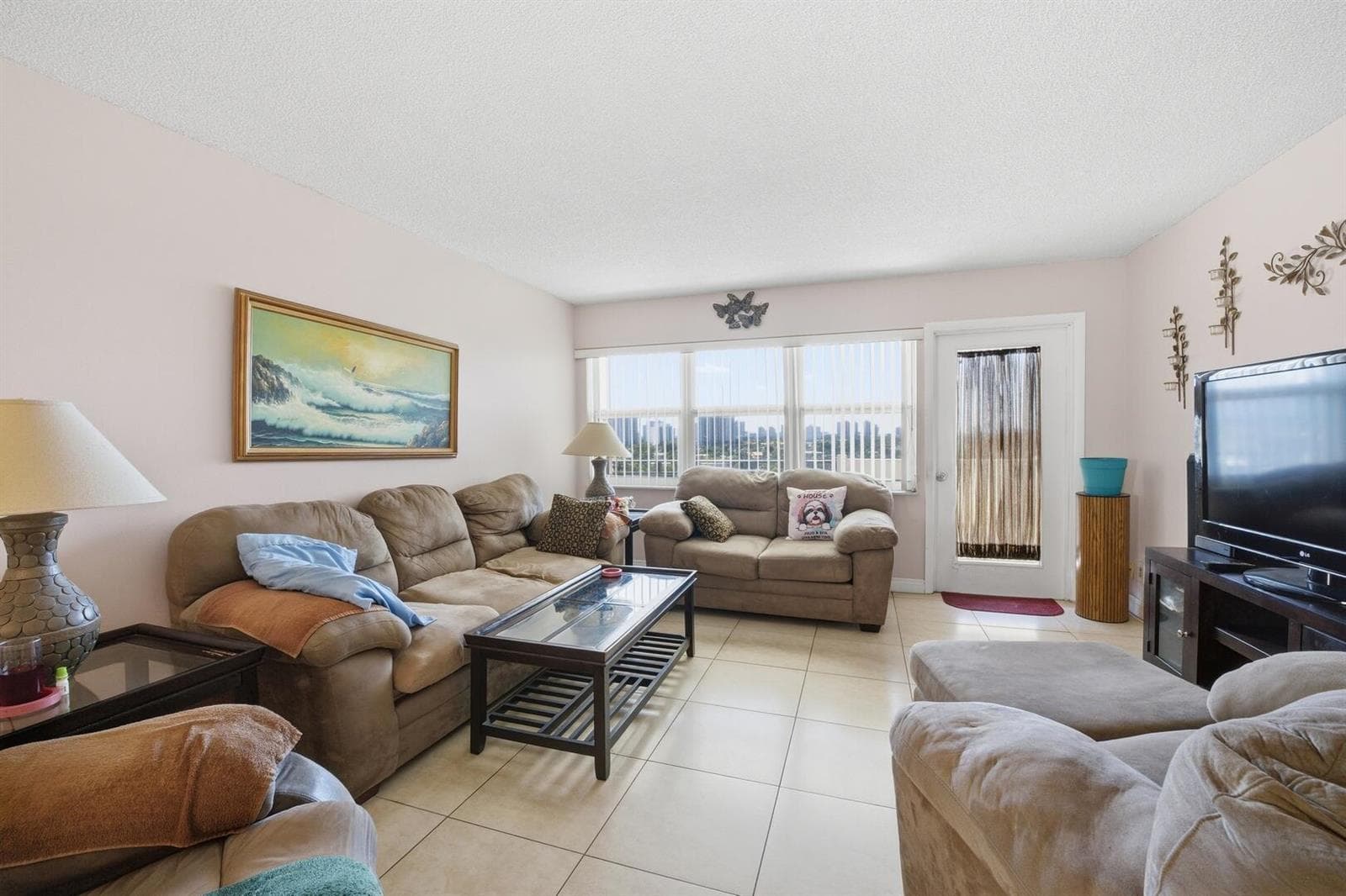 401 Golden Isles Drive 1009 photo 11