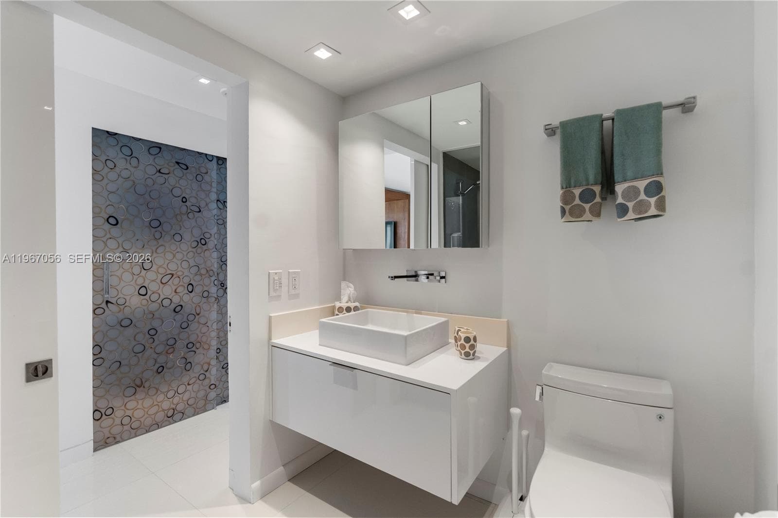 4779 COLLINS AV 3701 photo 19