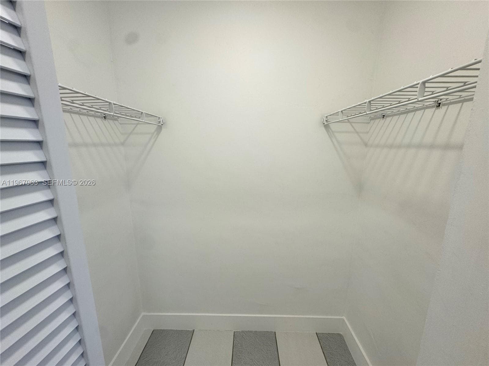 2899 Collins Ave 740 photo 7
