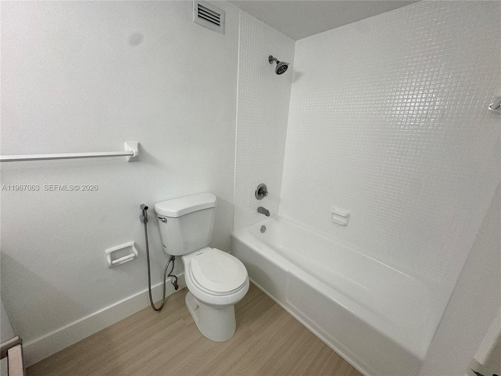 2899 Collins Ave 740 photo 5