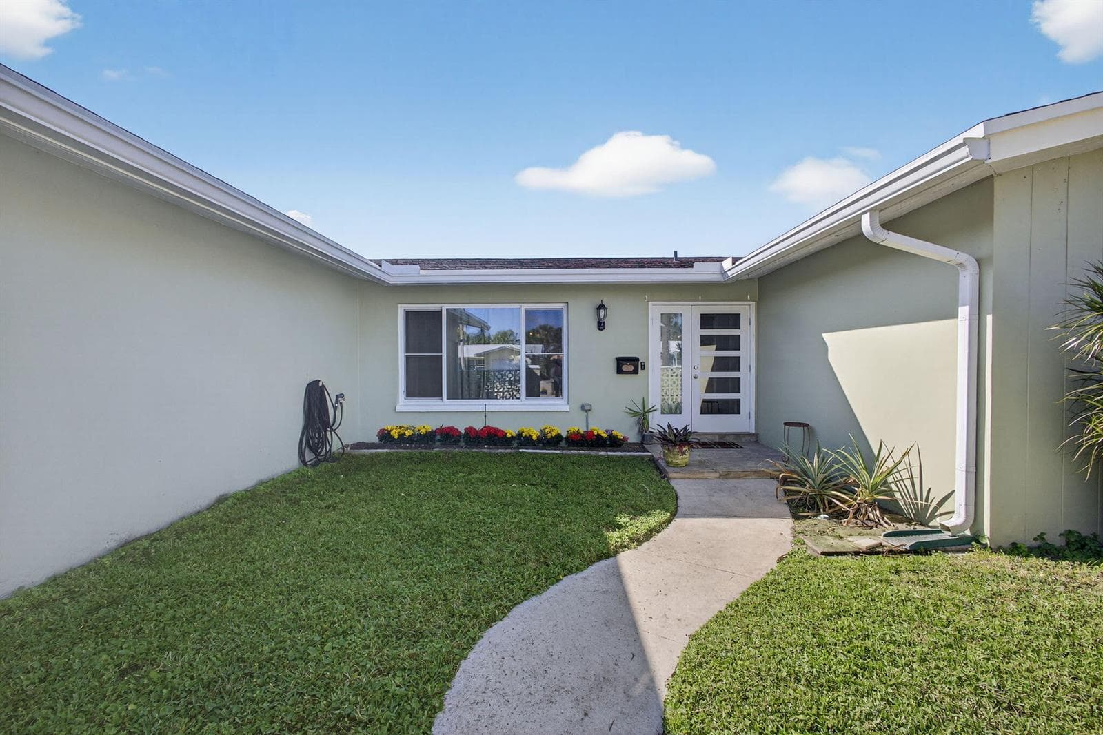 3646 Cypress Street photo 13