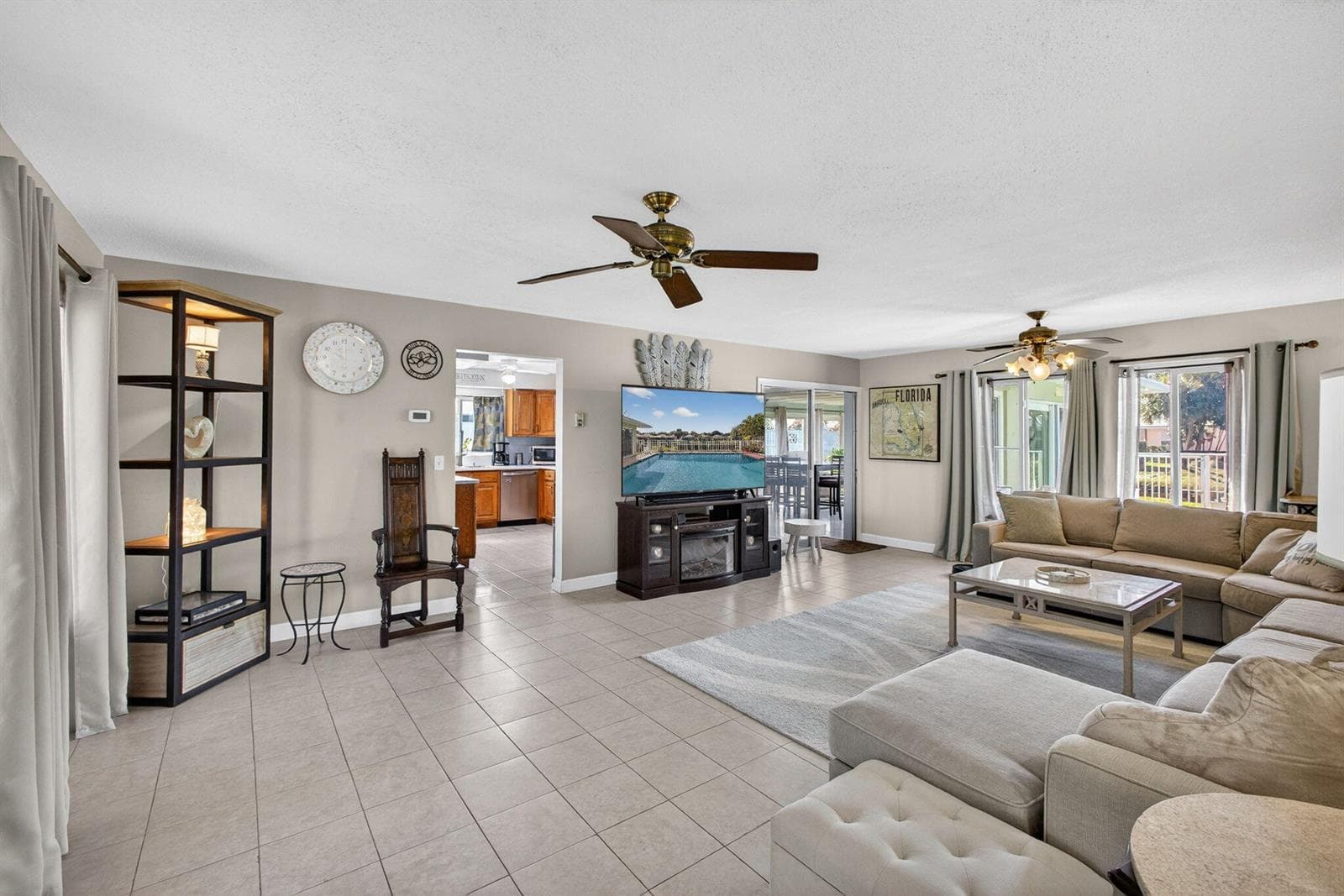 3646 Cypress Street photo 16