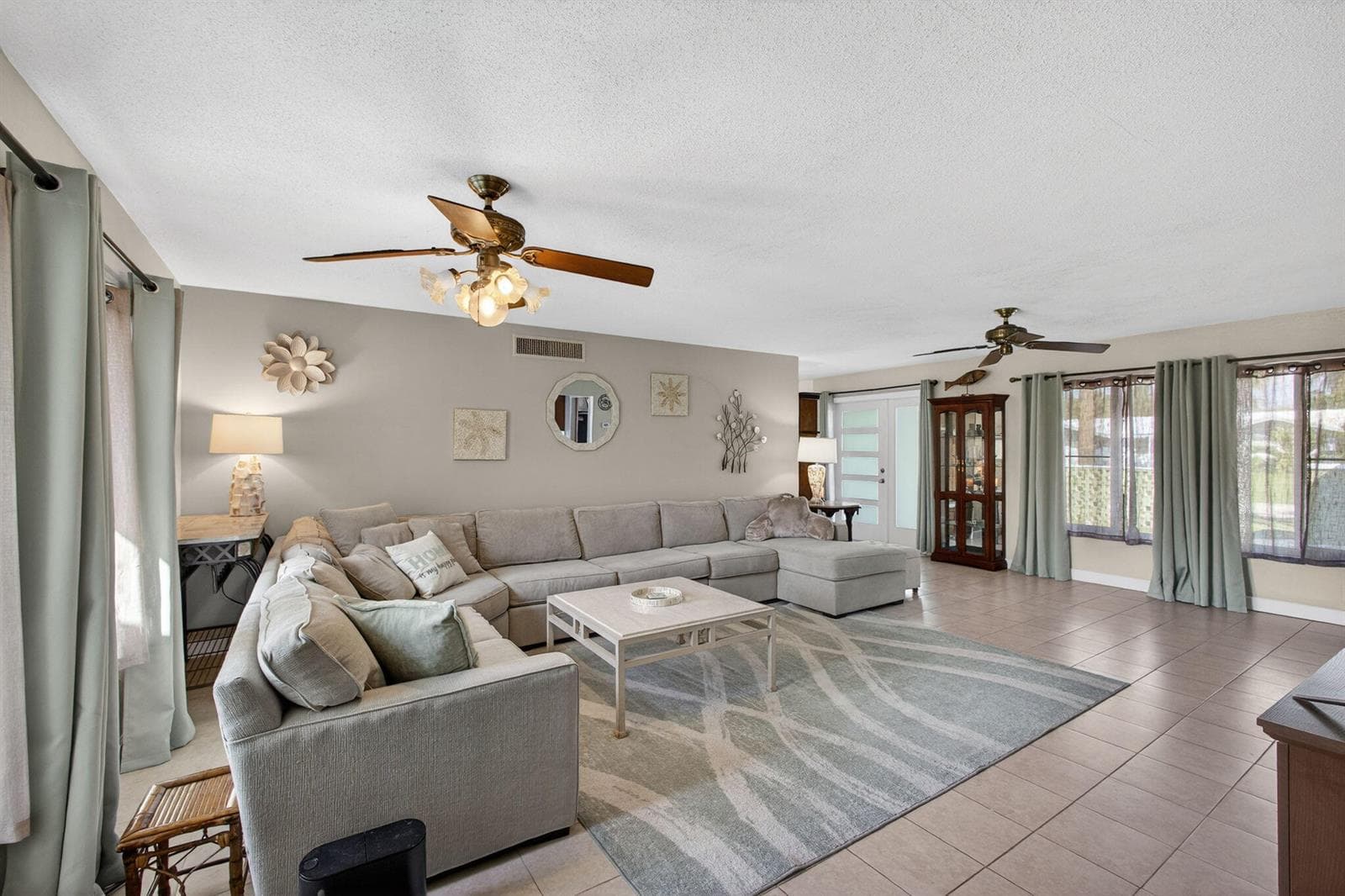3646 Cypress Street photo 18