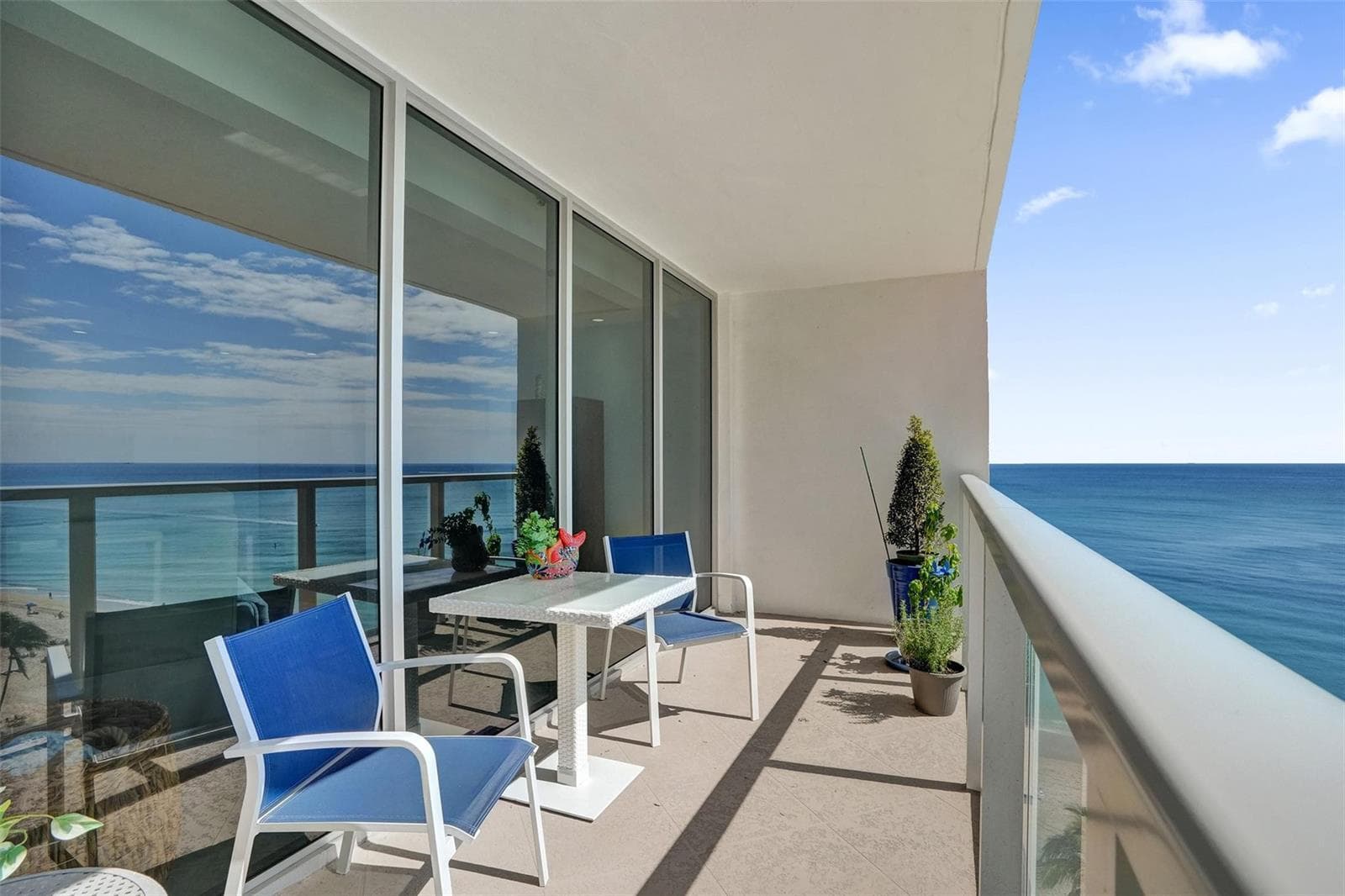 4300 N Ocean Boulevard 10m photo 18
