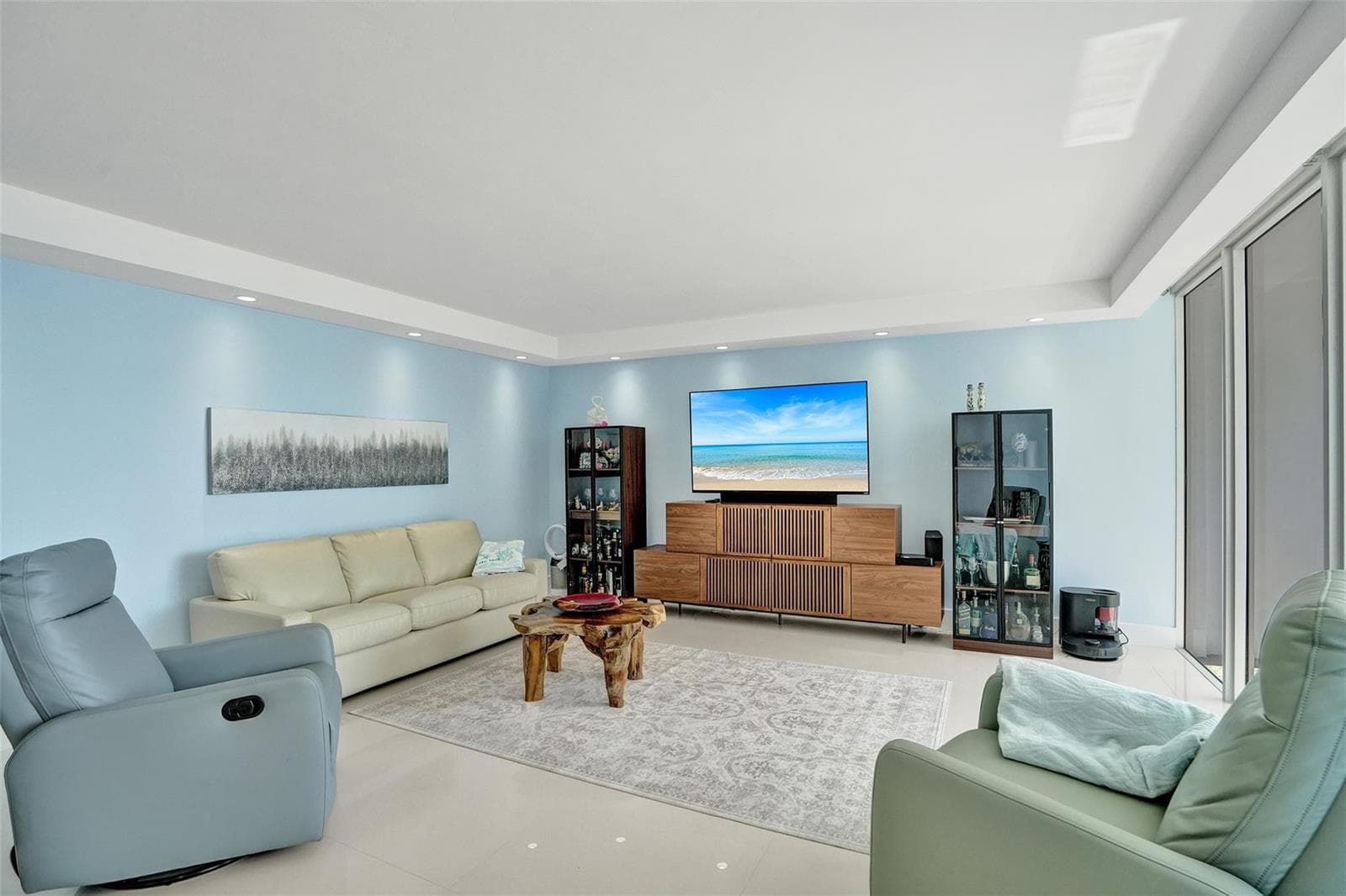 4300 N Ocean Boulevard 10m photo 15