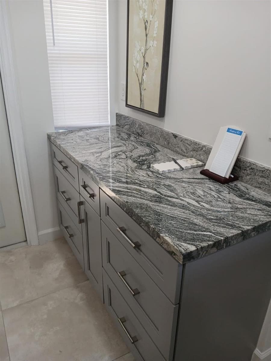 1893 S Ocean Drive 605 photo 6