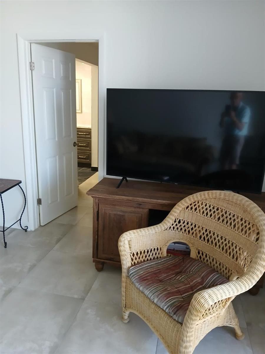 1893 S Ocean Drive 605 photo 9