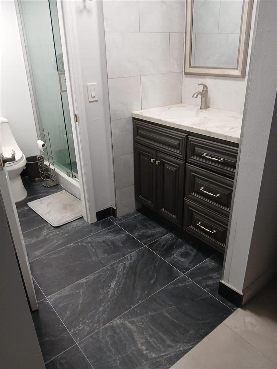 1893 S Ocean Drive 605 photo 11