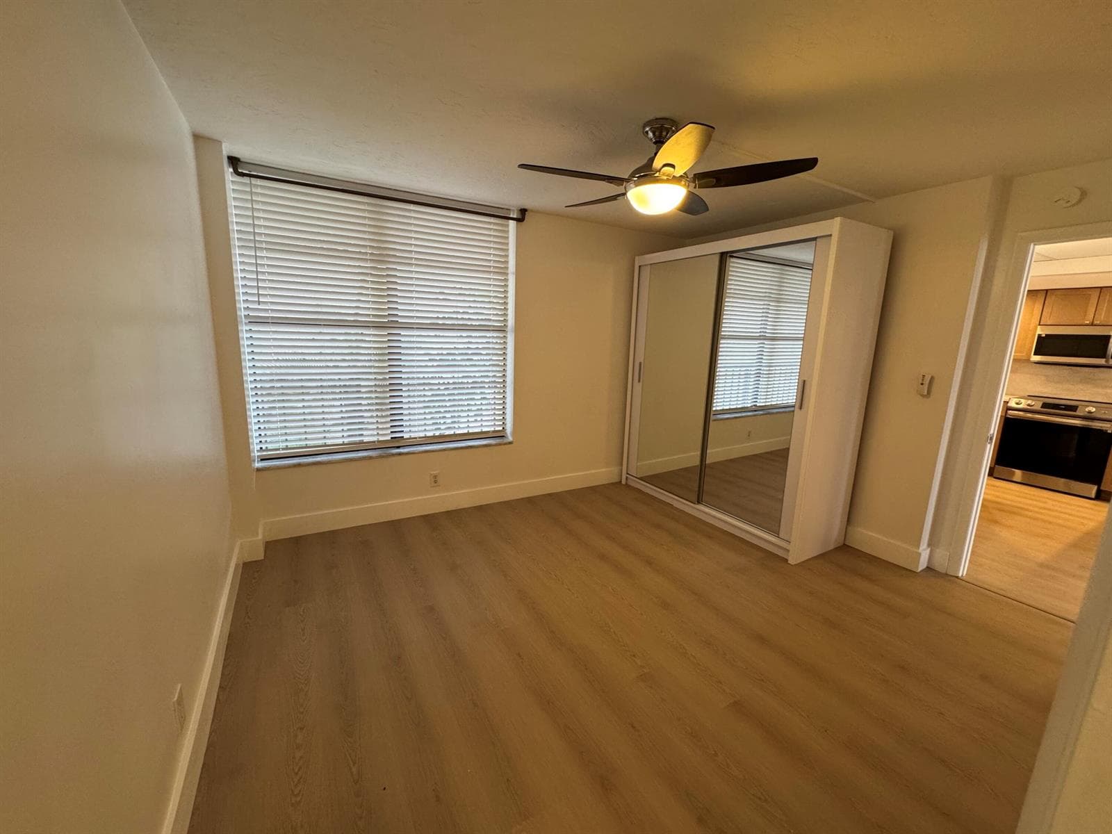 12 Royal Palm Way 2050 photo 17