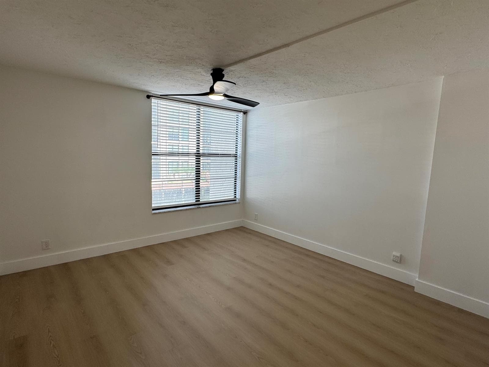 12 Royal Palm Way 2050 photo 8
