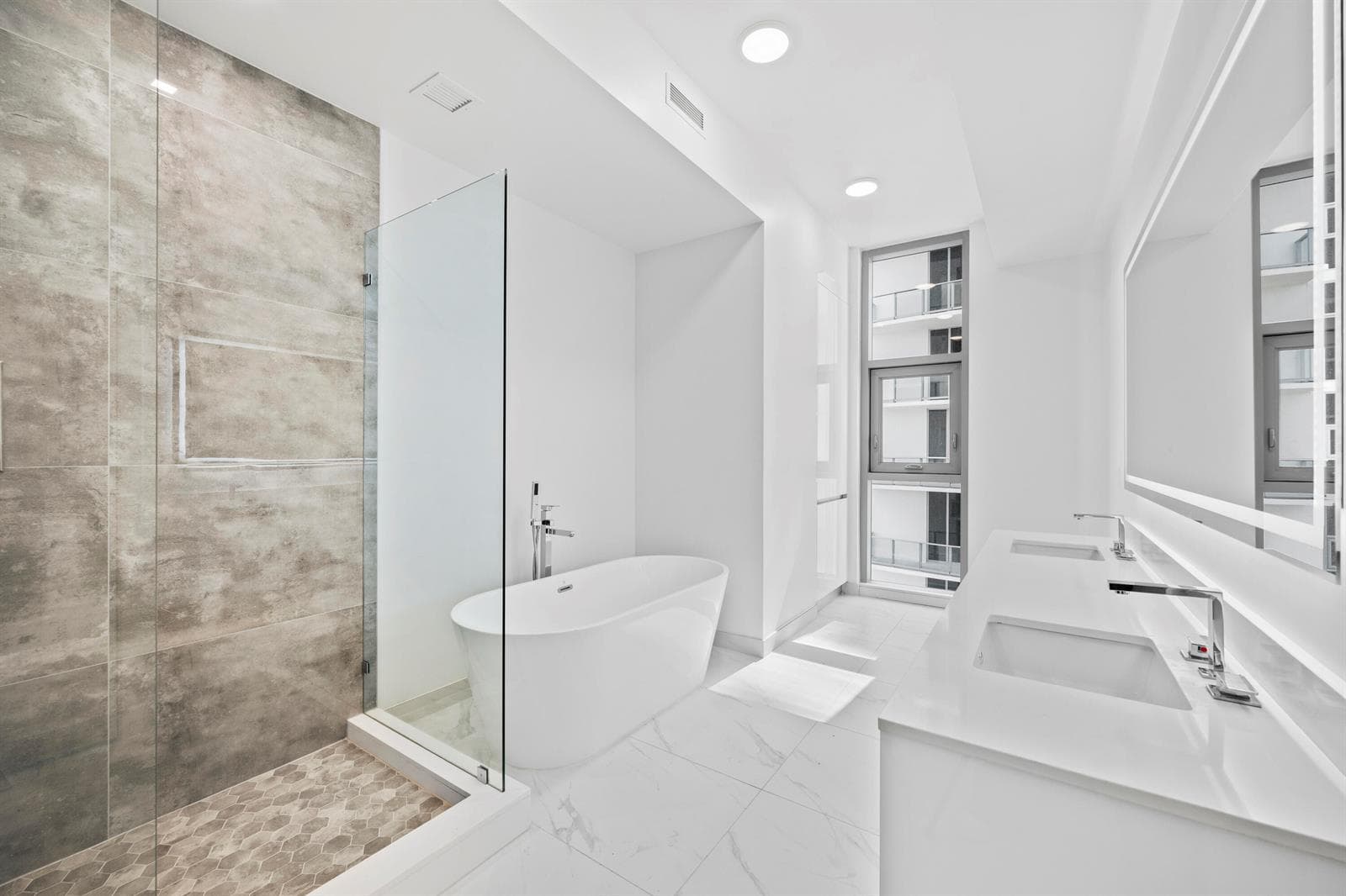 220 Lake Shore Drive 1202 photo 13