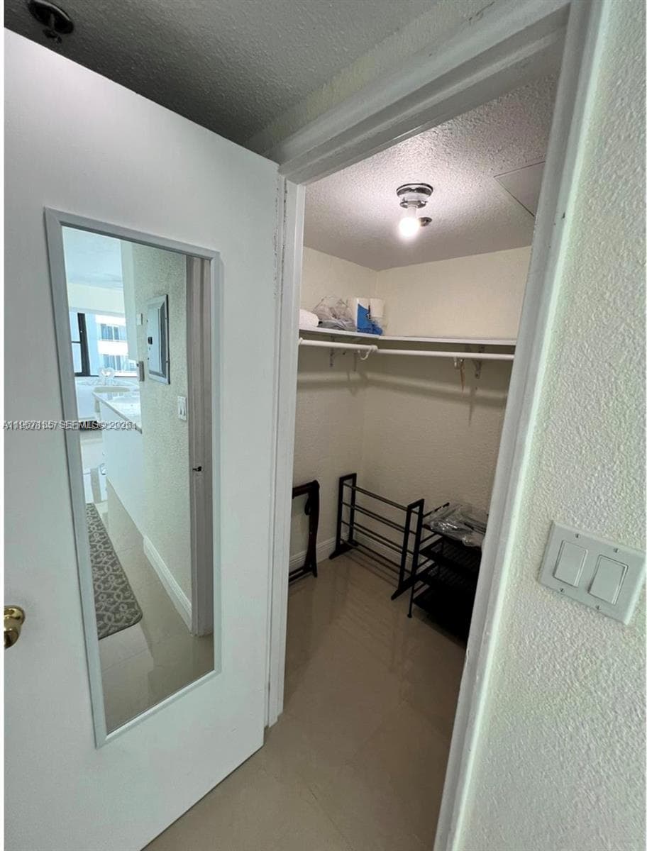6345 Collins Ave 908 photo 5
