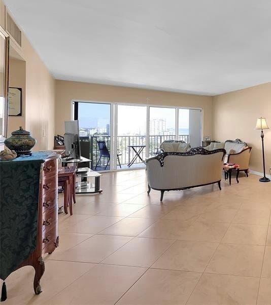 1200 Hibiscus Avenue Ph3 photo 15