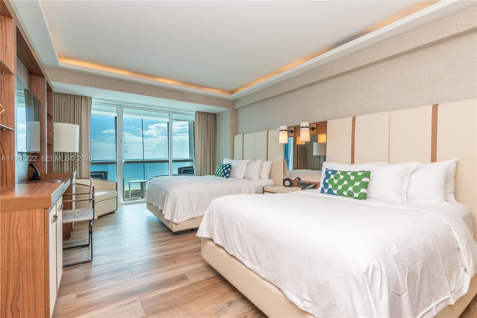 551 N Fort Lauderdale Beach Blvd H1715 photo 4