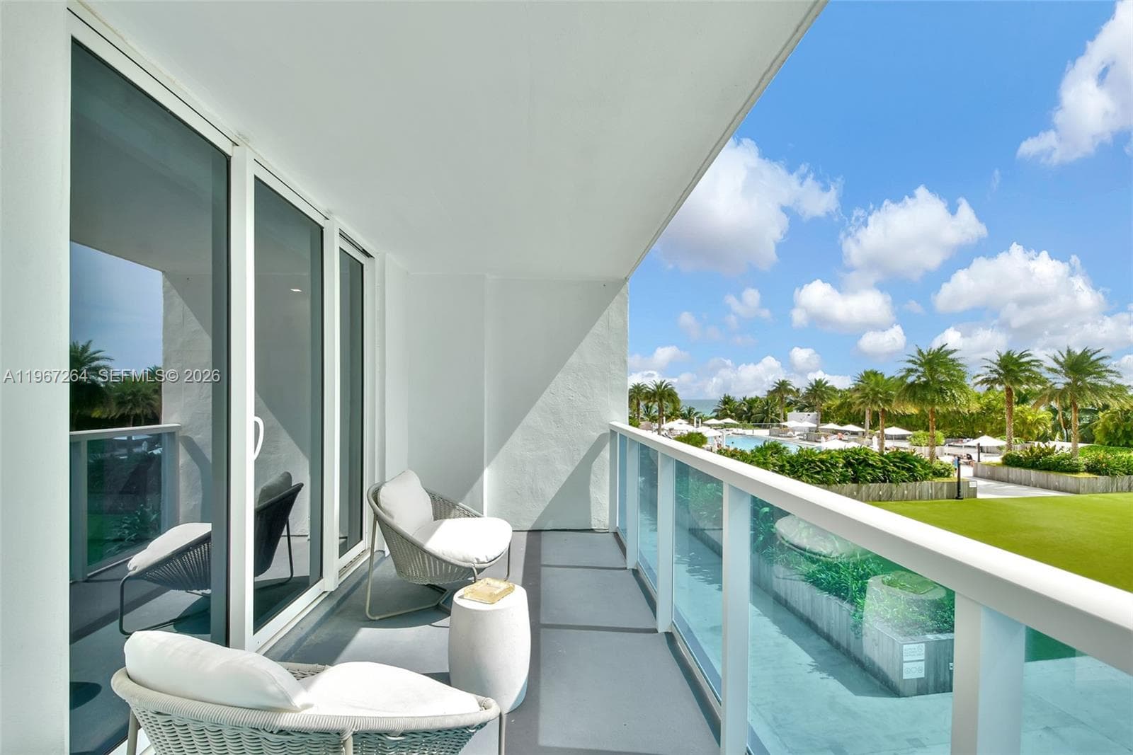2301 Collins Ave 303 photo 1