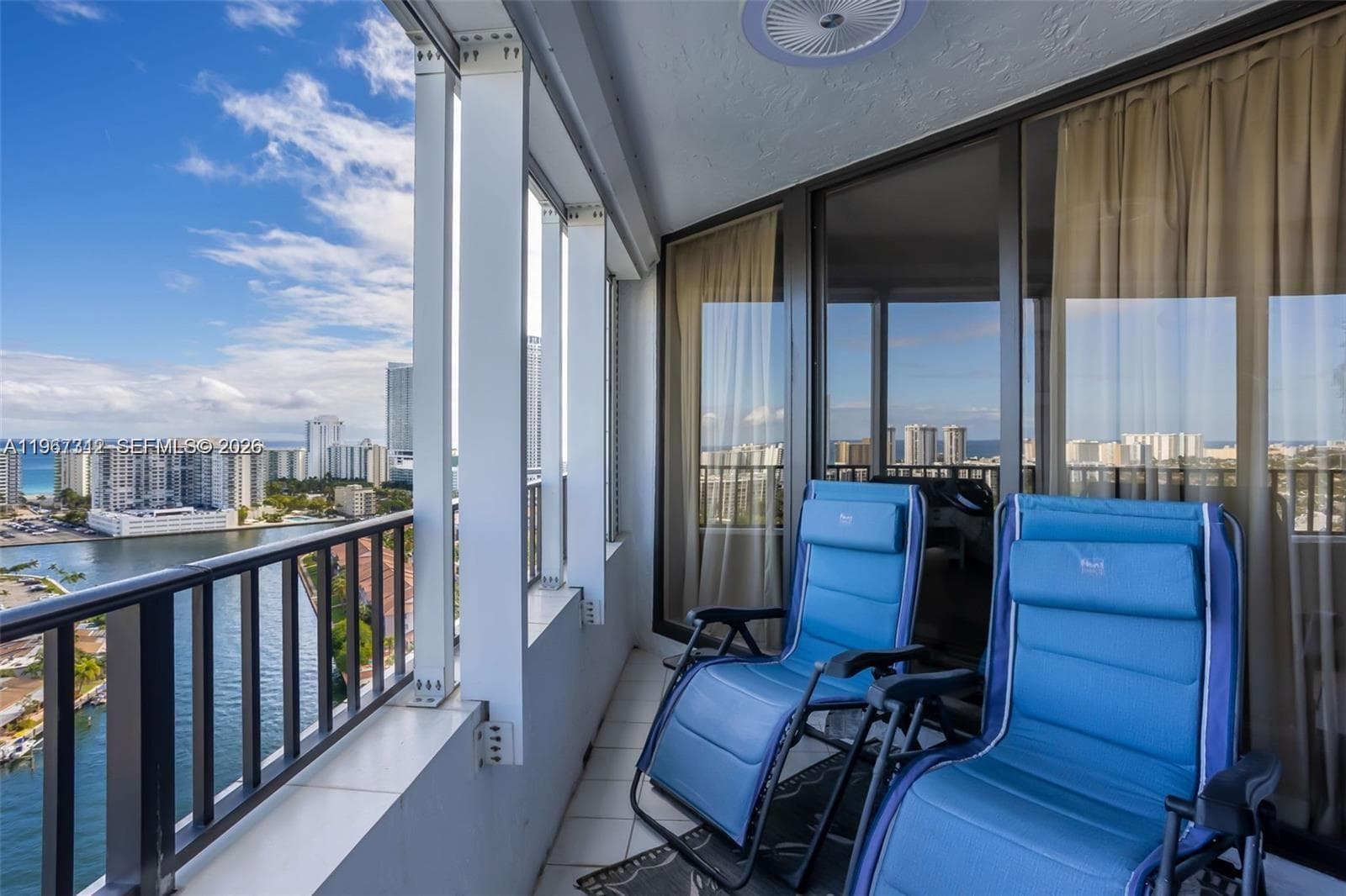 300 Three Islands Blvd PH3A photo 6