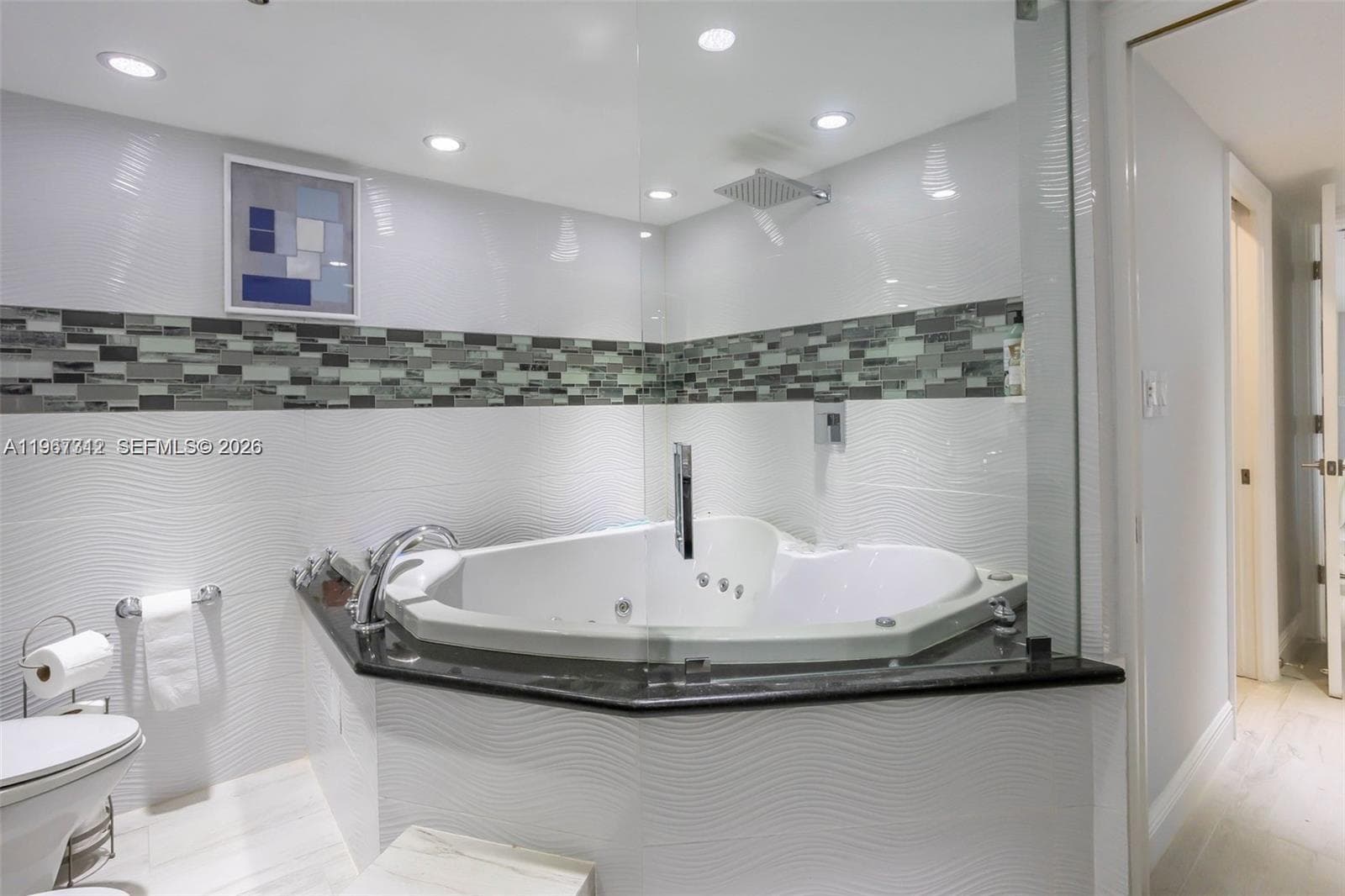 300 Three Islands Blvd PH3A photo 18