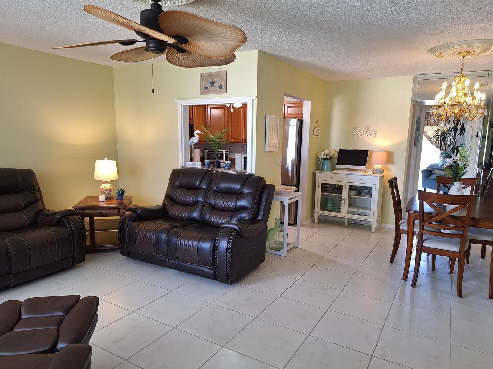 305 Andover L photo 2