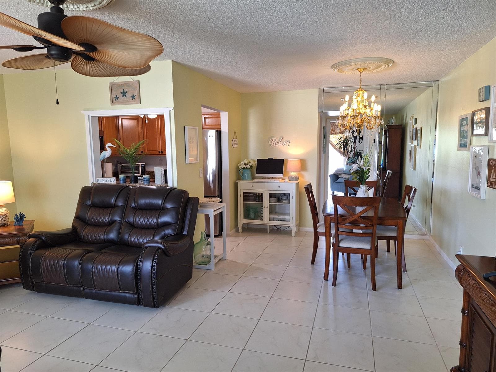 305 Andover L photo 1