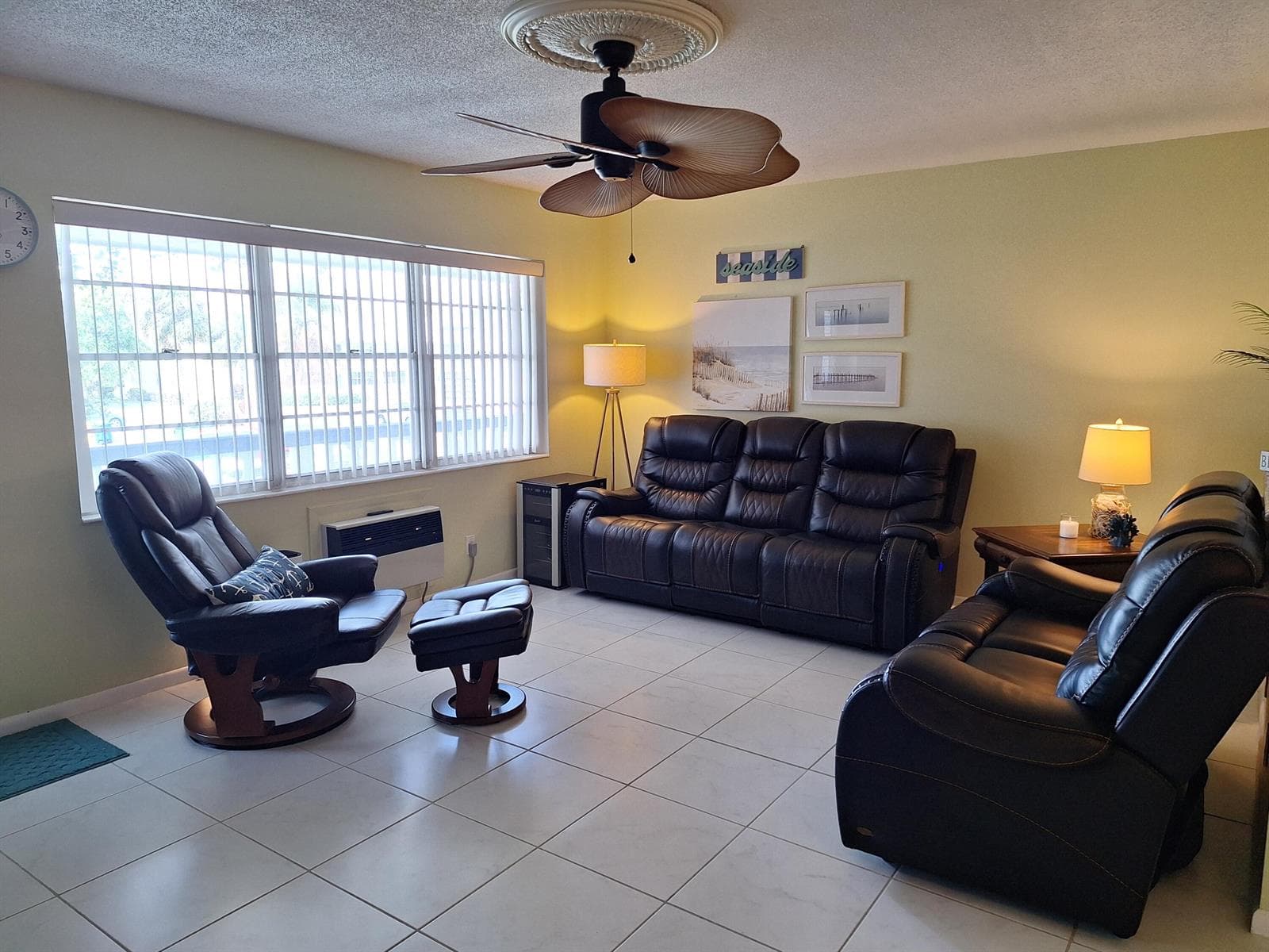 305 Andover L photo 4