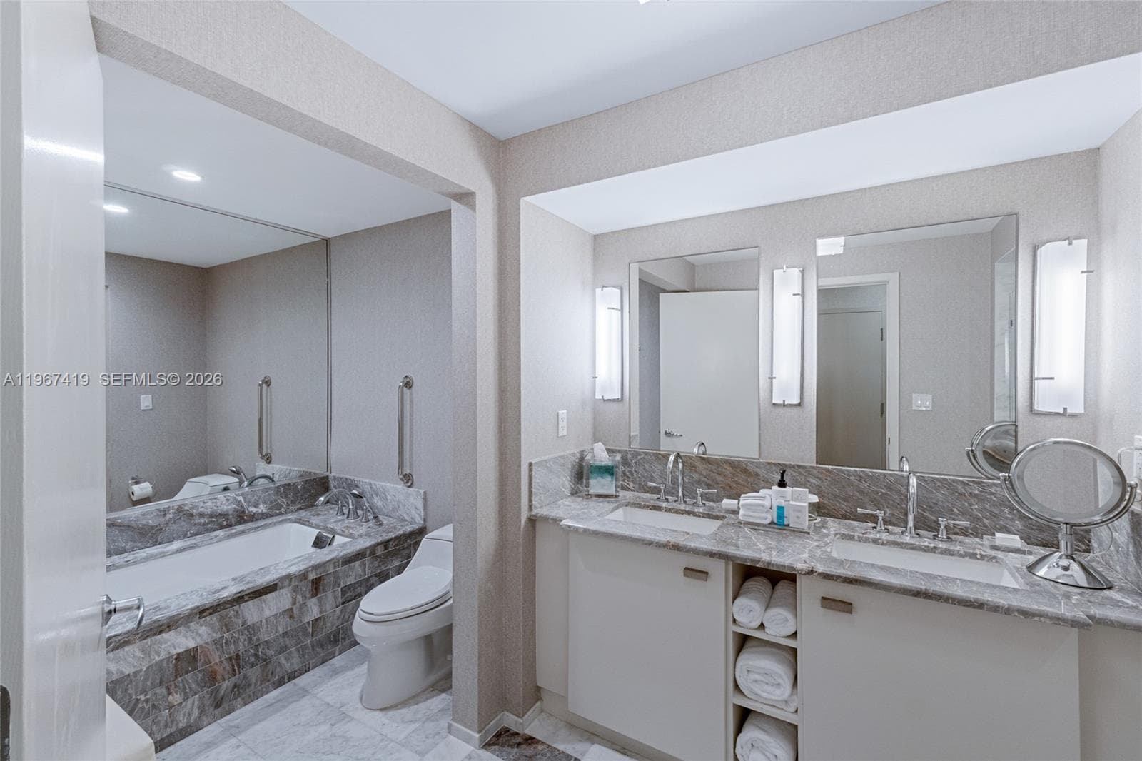551 N Fort Lauderdale Beach Blvd H1212 photo 12