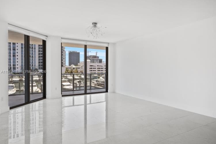 17301 Biscayne Blvd 305 photo 14