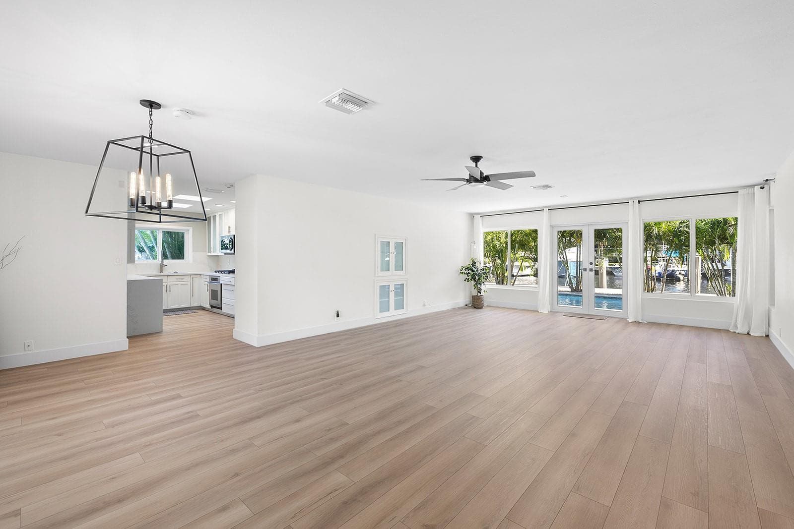1370 E Terra Mar Drive photo 7
