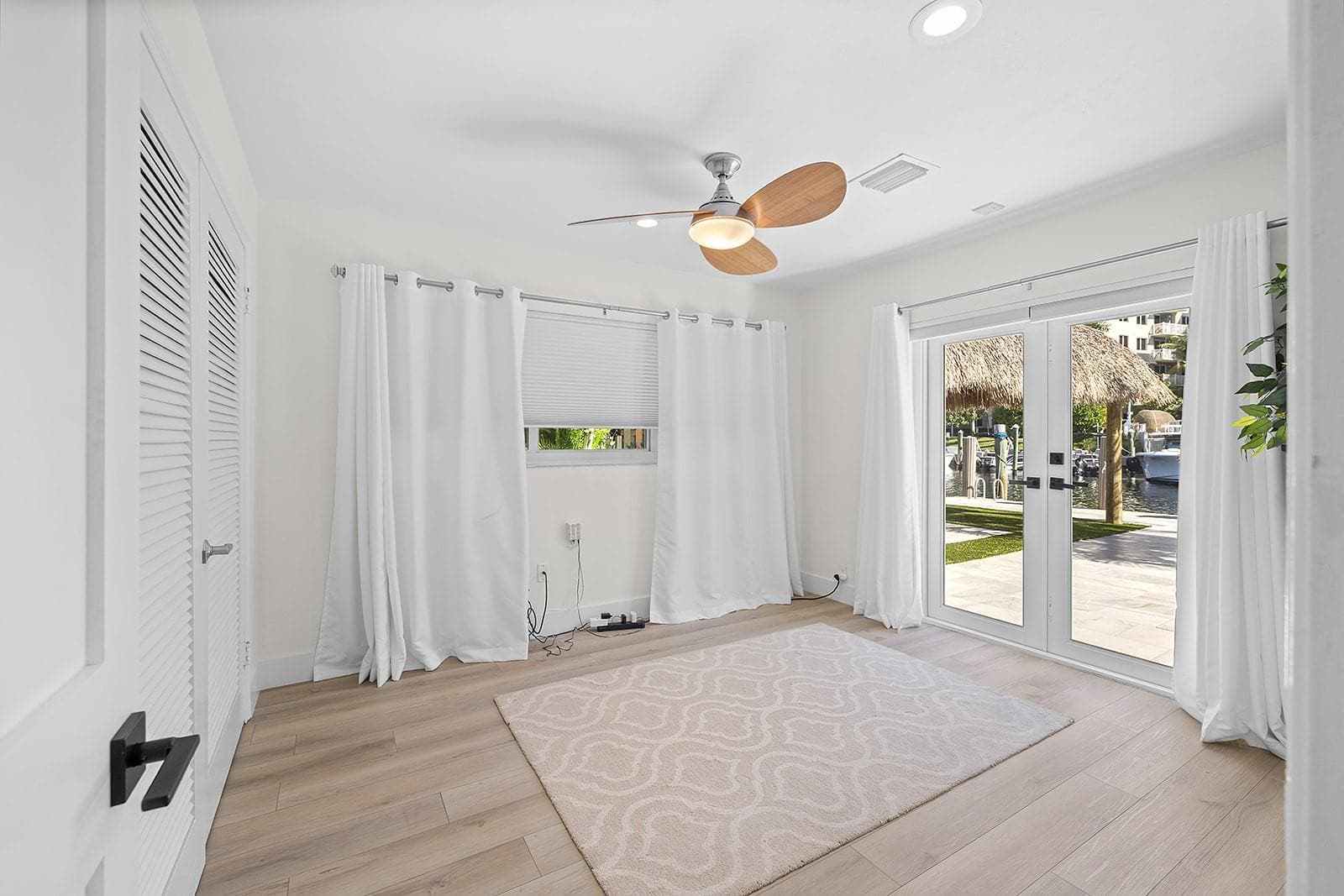 1370 E Terra Mar Drive photo 19