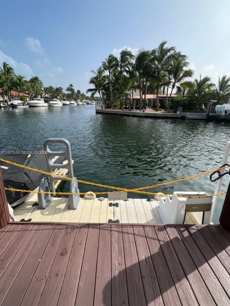 2430 135th St 105 photo 23