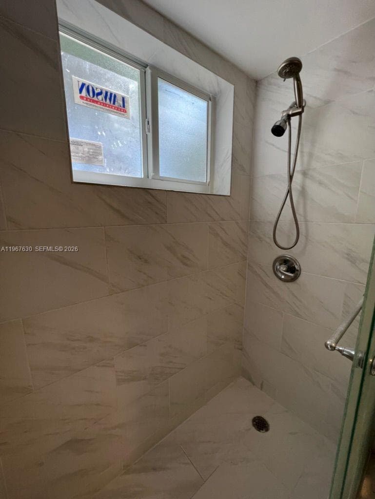 2430 135th St 105 photo 17