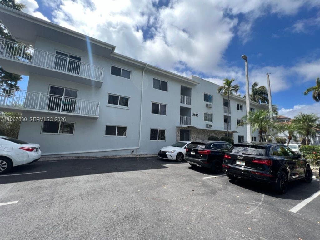 2430 135th St 105 photo 15