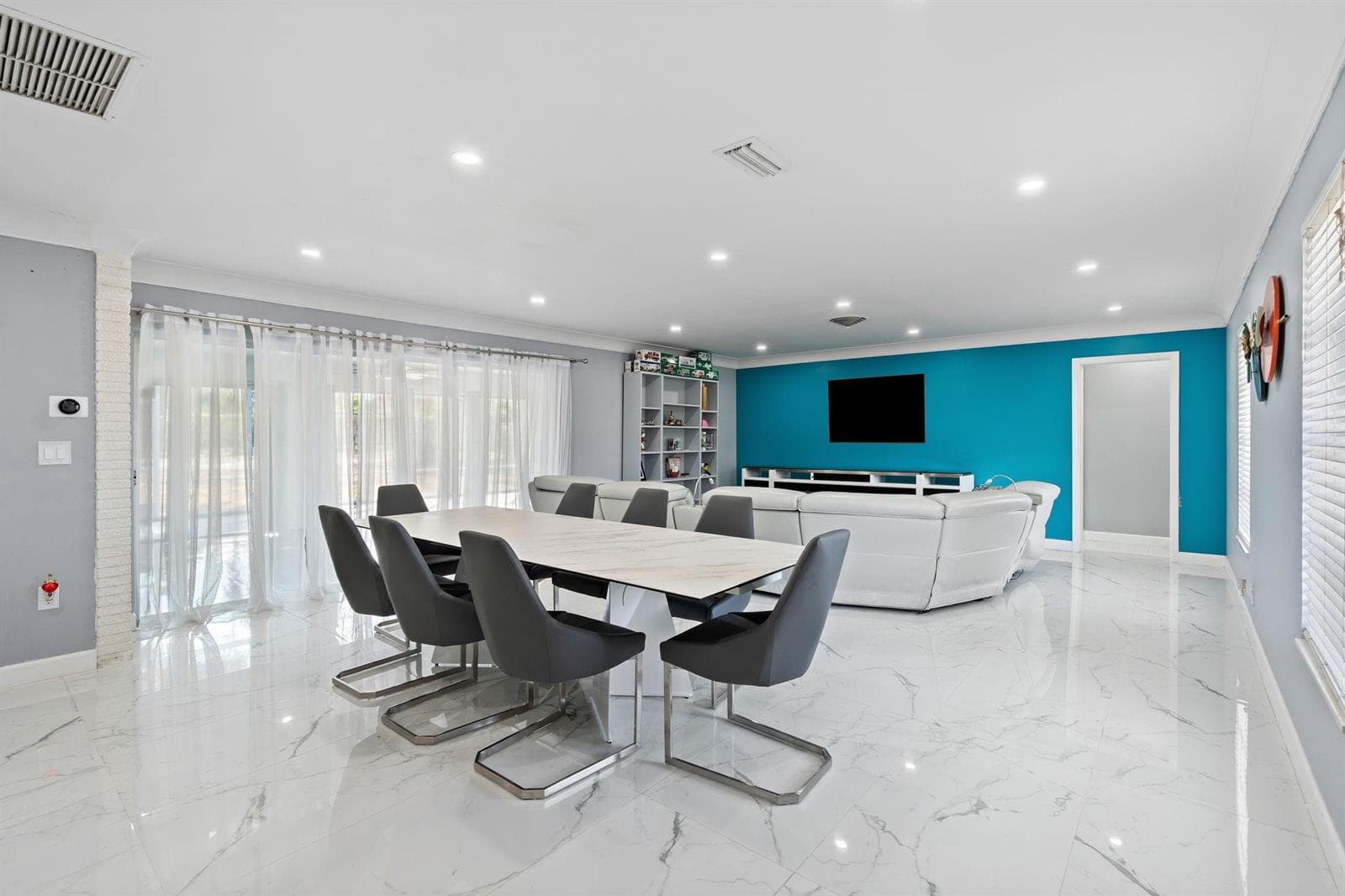 7328 Saint Andrews Road photo 3