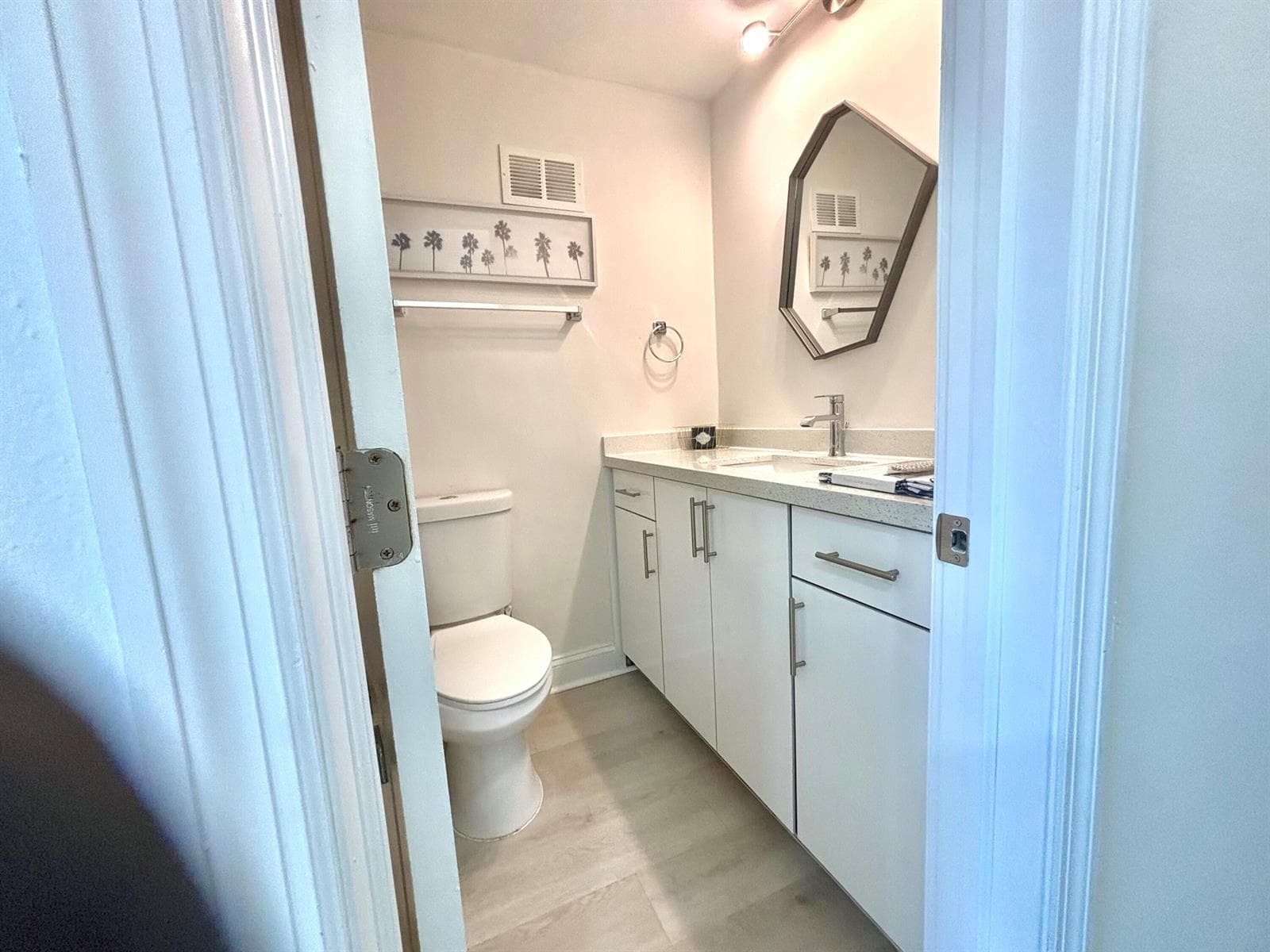 1035 Spanish River Road 108 photo 6