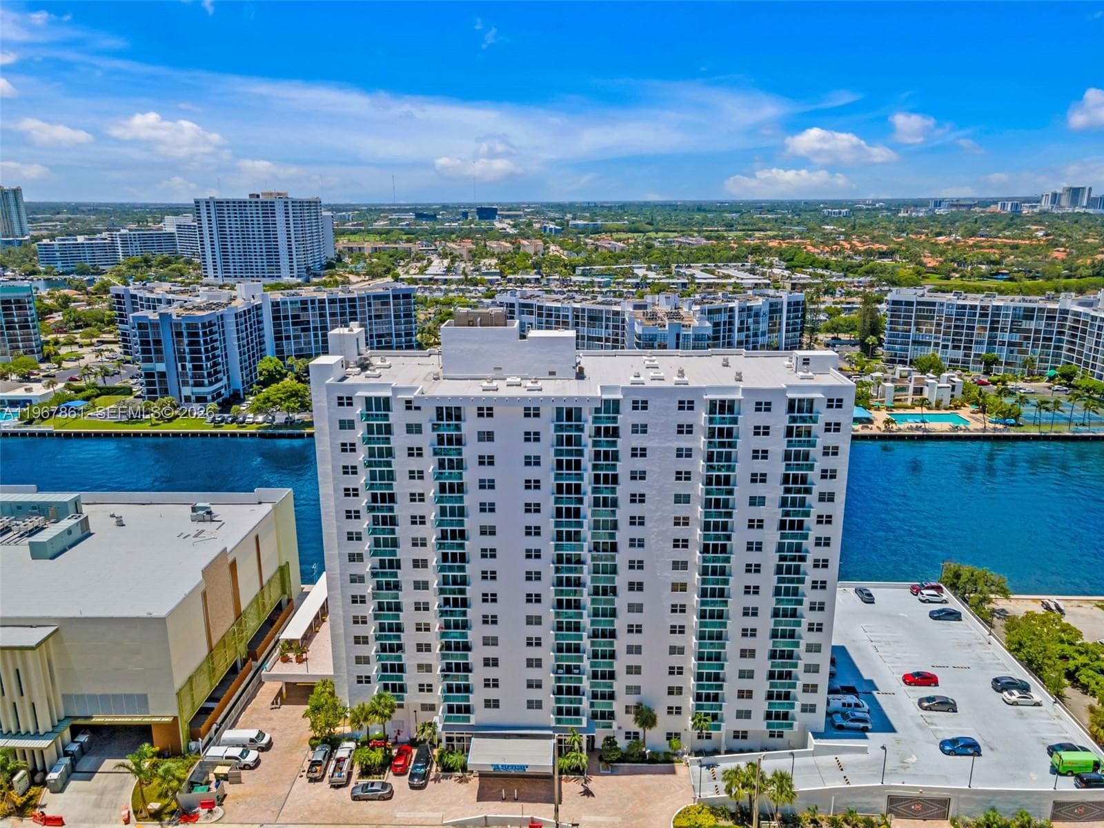 3000 S Ocean Dr 1122 photo 21