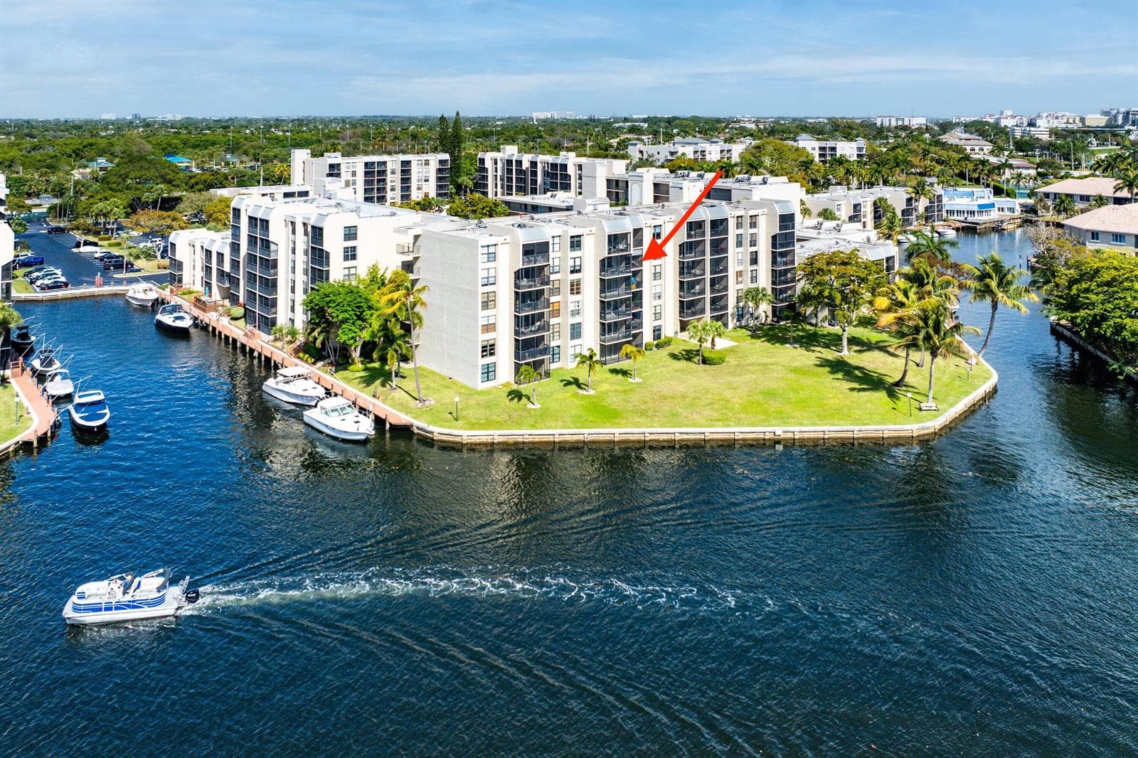 7 Royal Palm Way 507 photo 1