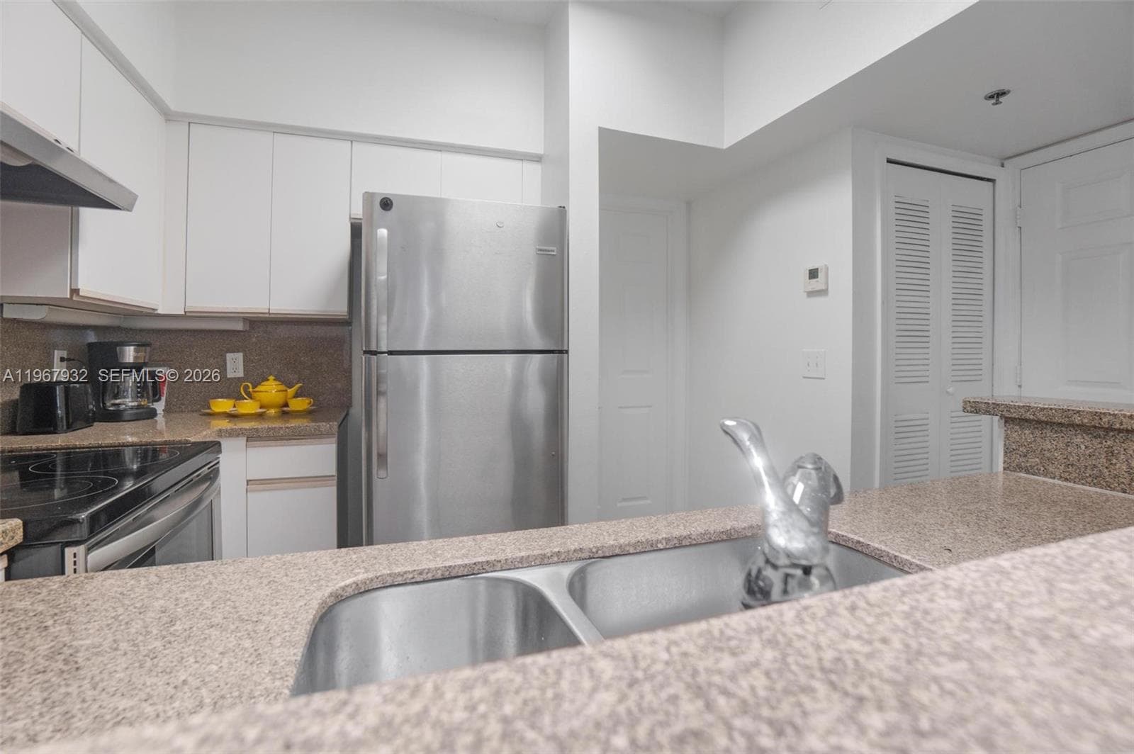 3145 NE 184th St 5102 photo 14