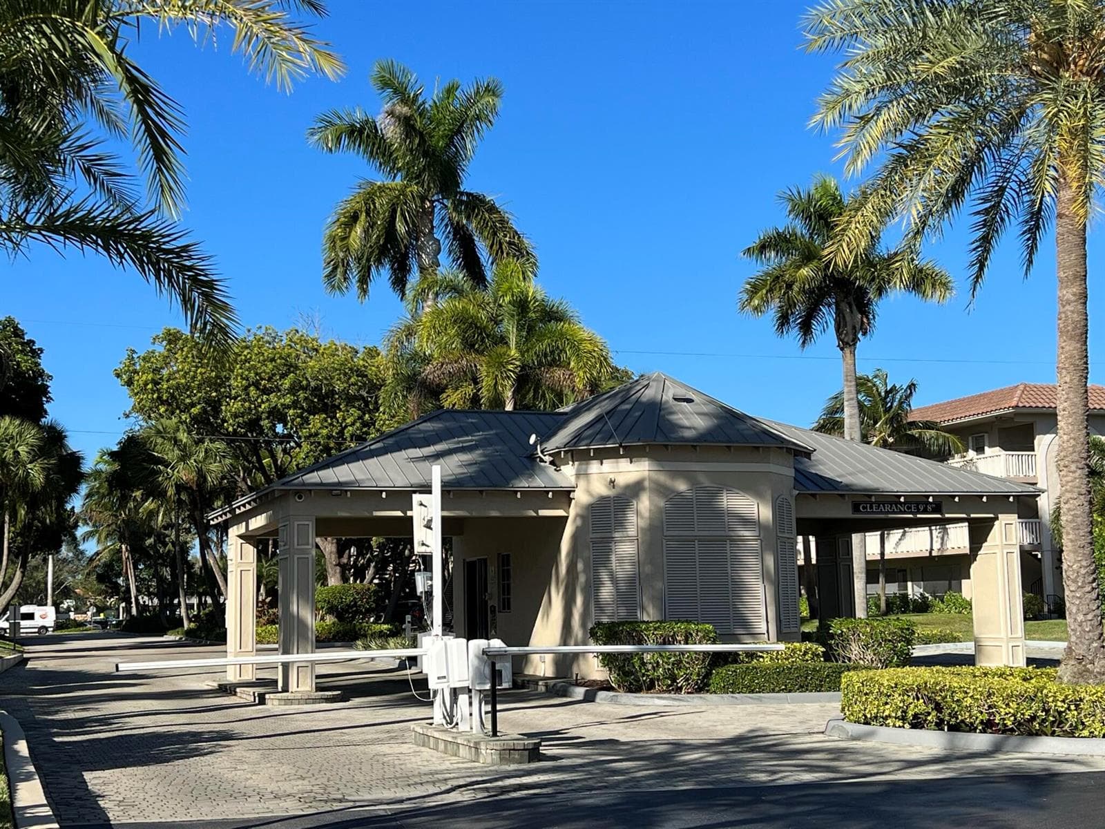 1 Royal Palm Way 3050 photo 24