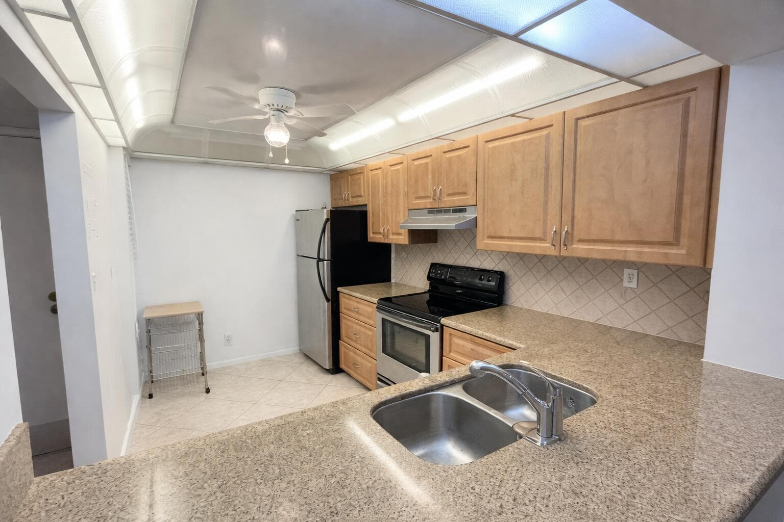 1 Royal Palm Way 3050 photo 4