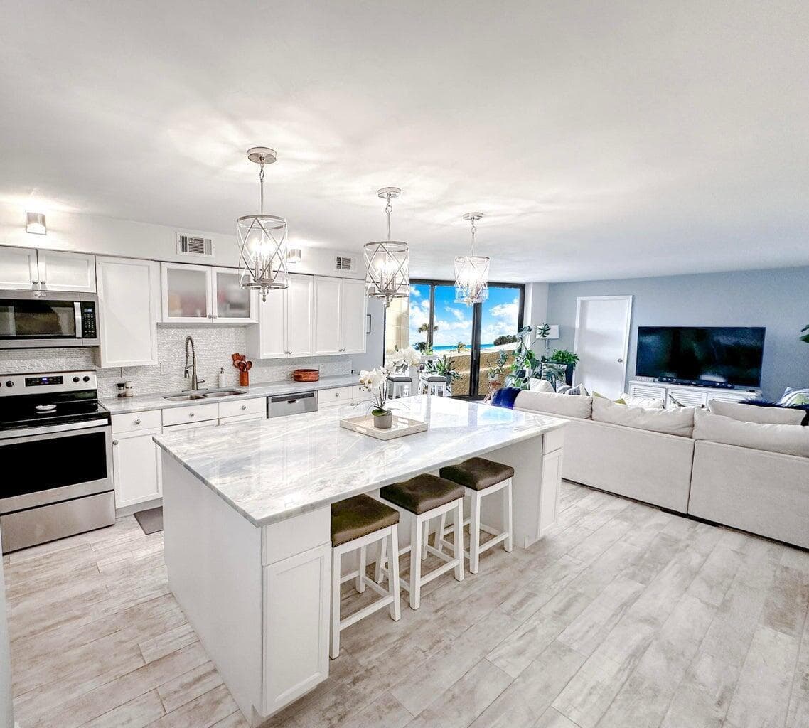 2800 N Ocean Drive B-2d photo 1