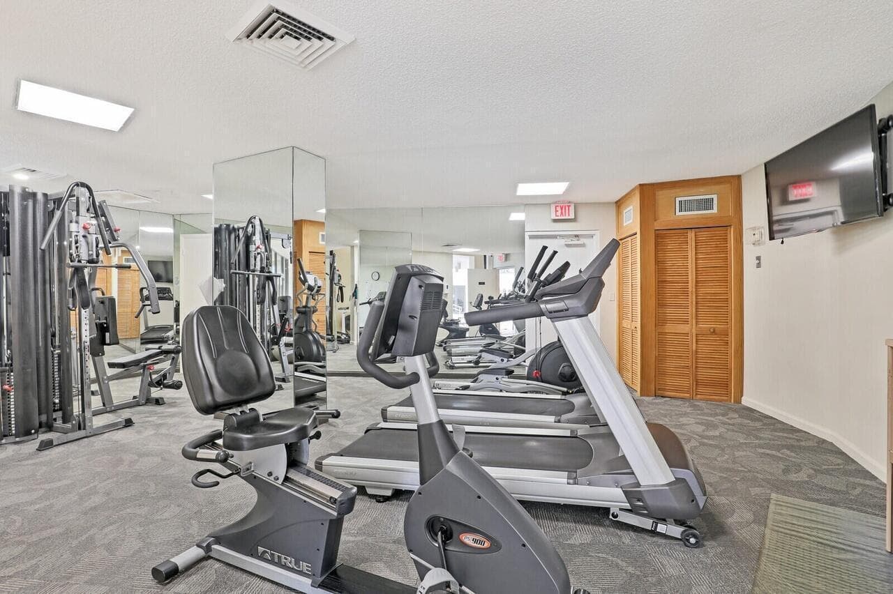 2800 N Ocean Drive B-2d photo 19