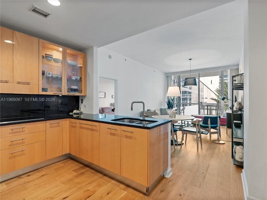 6799 Collins Ave 301 photo 6